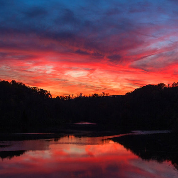 Sunset on Doe Run Lake. ©2016 Steve Ziegelmeyer