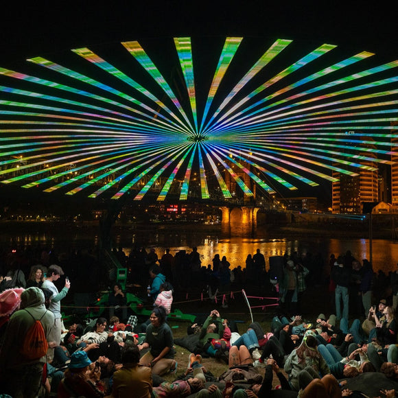 BLINK. Smale Park, Cincinnati, Oh. ©2024 Steve Ziegelmeyer