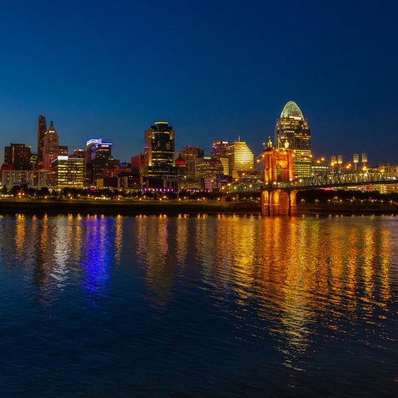 Cincinnati skyline, panorama. ©2023 Steve Ziegelmeyer