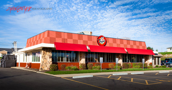 Frisch's Big Boy restaurant. Franklin, Oh. ©2011 Steve Ziegelmeyer