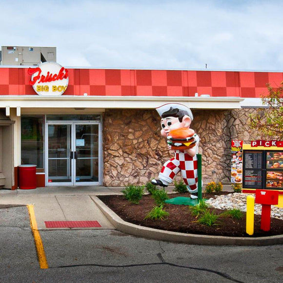 Frisch's Big Boy restaurant. Bridgetown Rd., Cincinnati, Oh. ©2011 Steve Ziegelmeyer