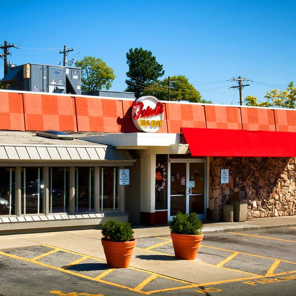 Frisch's Big Boy restaurant. Bellevue, Kentucky. ©2011 Steve Ziegelmeyer