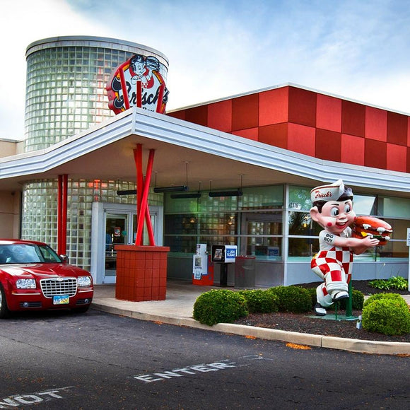 Frisch's Big Boy restaurant. Hudson, Columbus, Ohio. ©2011 Steve Ziegelmeyer
