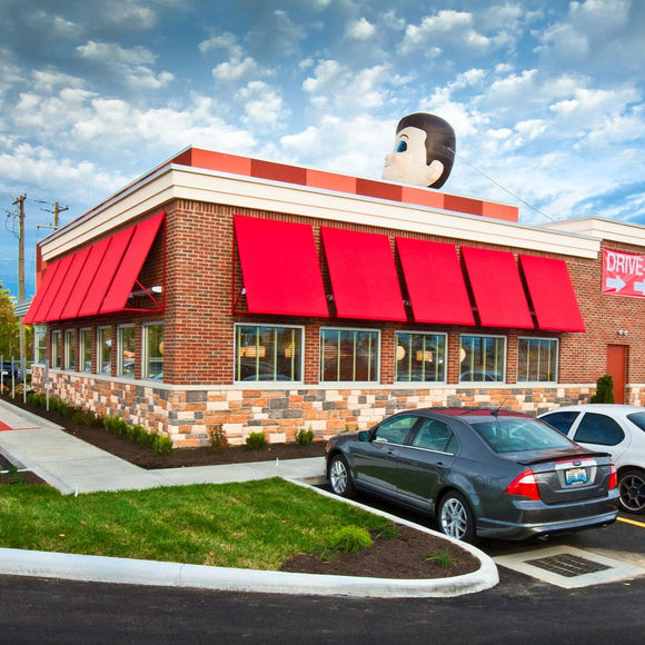 Frisch's Big Boy restaurant. Highland Heights, Kentucky. ©2011 Steve Ziegelmeyer