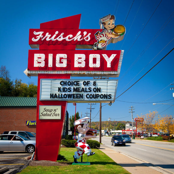 Frisch's Big Boy restaurant. Milford, Ohio. ©2011 Steve Ziegelmeyer