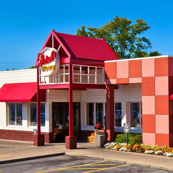 Frisch's Big Boy restaurant. Mainliner, Fairfax, Ohio. ©2011 Steve Ziegelmeyer