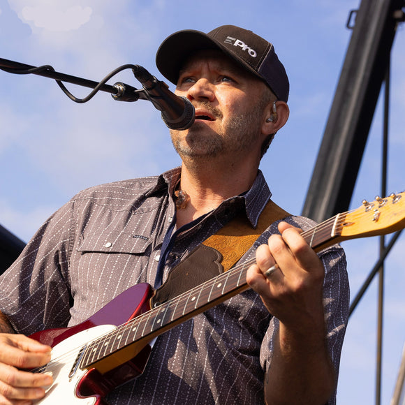 Rob Baker with the John Morgen Band. ©2026 Steve Ziegelmeyer