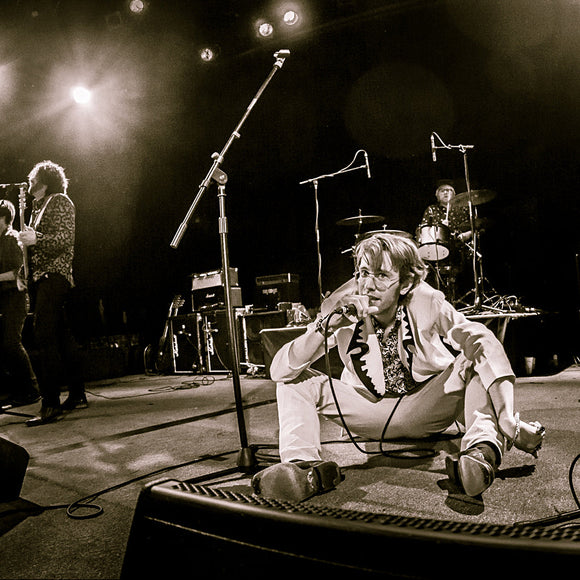 Injecting Strangers. ©2014 Steve Ziegelmeyer