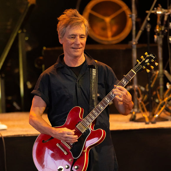 Andy York with John Mellencamp. ©2026 Steve Ziegelmeyer