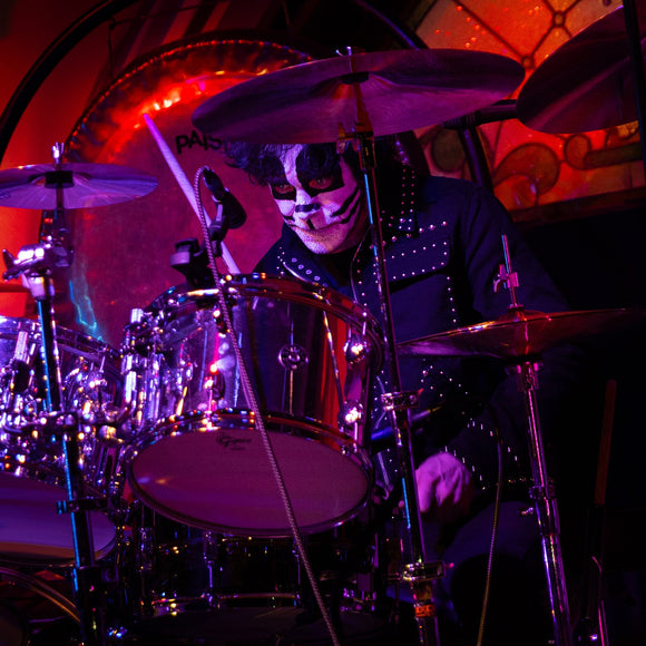 Jims Snowden of Dressed To Kiss. ©2026 Steve Ziegelmeyer