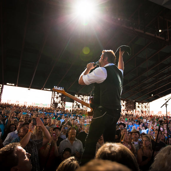 Randy Houser. ©2014 Steve Ziegelmeyer
