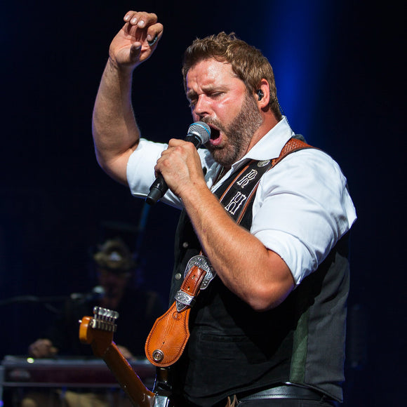 Randy Houser. ©2014 Steve Ziegelmeyer
