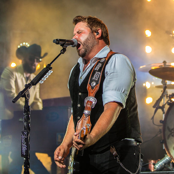 Randy Houser. ©2014 Steve Ziegelmeyer