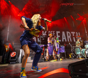 Walk off The Earth, Sarah Blackwood. ©2023 Steve Ziegelmeyer