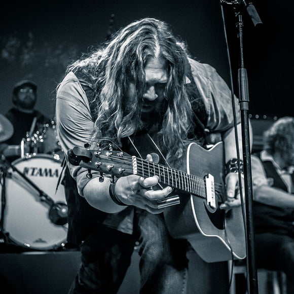 Nathan Singer of The Whiskey Shambles. ©2016 Steve Ziegelmeyer