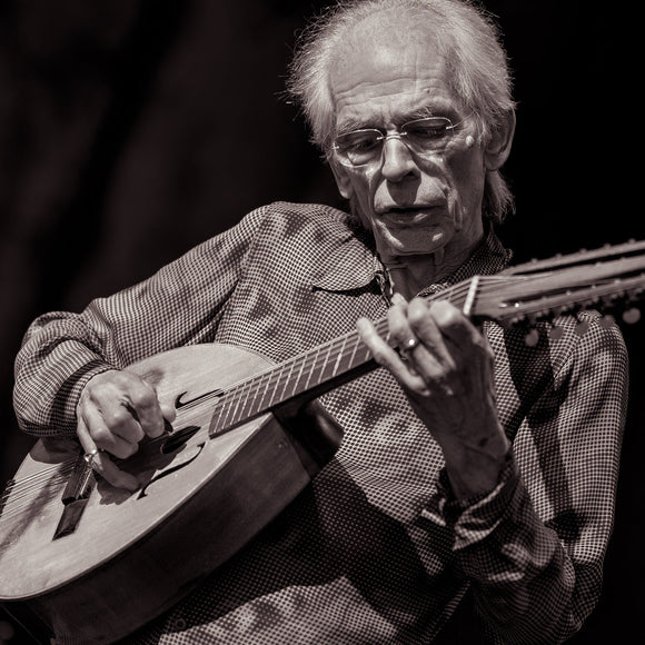 Steve Howe of Yes. ©2024 Steve Ziegelmeyer