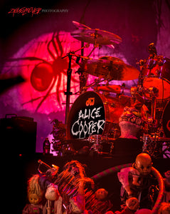 Copy of Nita Strauss of Alice Cooper. ©2018 Steve Ziegelmeyer