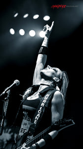 Nita Strauss of Alice Cooper. ©2017 Steve Ziegelmeyer