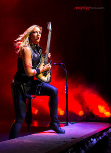 Nita Strauss of Alice Cooper. ©2019 Steve Ziegelmeyer