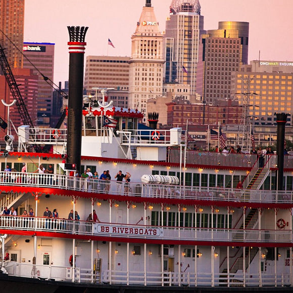 B&B Riverboat on the Ohio River. ©2014 Steve Ziegelmeyer