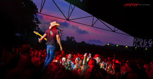 Brad Paisley. ©2013 Steve Ziegelmeyer