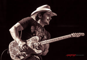 Brad Paisley. ©2015 Steve Ziegelmeyer