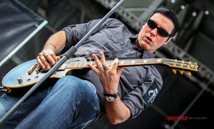 Benjamin Burnley of Breaking Benjamin. ©2015 Steve Ziegelmeyer