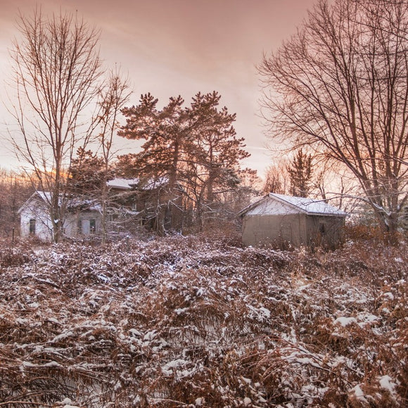Farmhouse in the snow. ©2013 Steve Ziegelmeyer