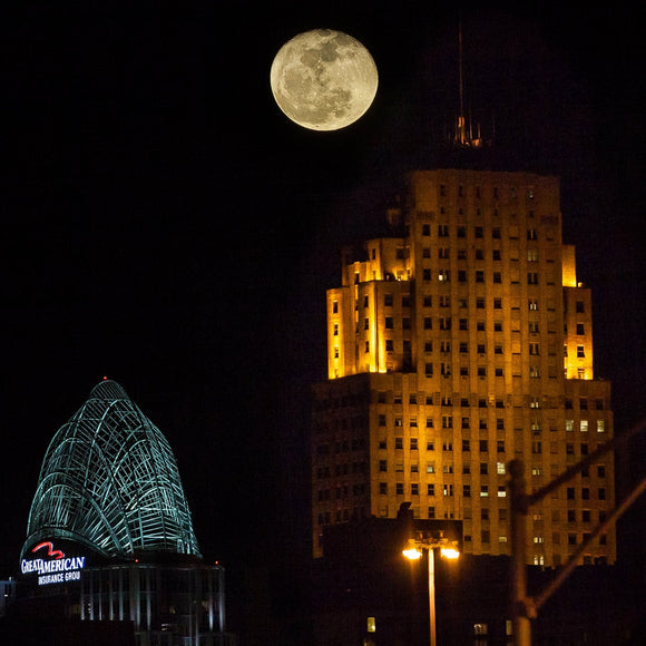 Full moon over Cincinnati. ©2012 Steve Ziegelmeyer