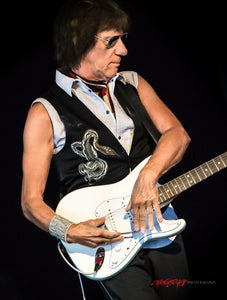 Jeff Beck. ©2018 Steve Ziegelmeyer