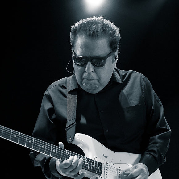 Cesar Rosas of Los Lobos. ©2021 Steve Ziegelmeyer