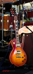 Sasha Brown's Les Paul. Sister Sparrow and The Dirty Birds. ©2016 Steve Ziegelmeyer