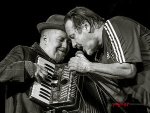 Jeff Kazee and Southside Johnny Lyon of Southside Johnny and The Asbury Jukes. ©2017 Steve Ziegelmeyer