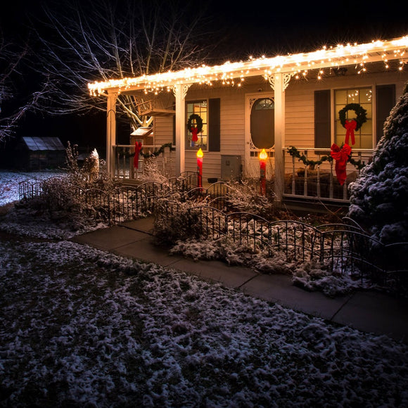 House decorated for Christmas. ©2016 Steve Ziegelmeyer