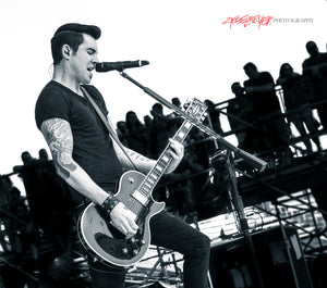 Tyler Connelly of Theory Of A Deadman. ©2012 Steve Ziegelmeyer
