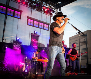 Trace Adkins. ©2014 Steve Ziegelmeyer