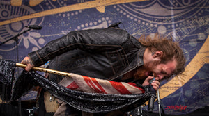 Danny Worsnop of We Are Harlot. ©2015 Steve Ziegelmeyer